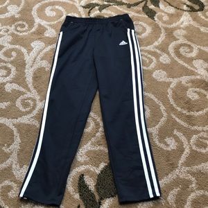 Athletic pants